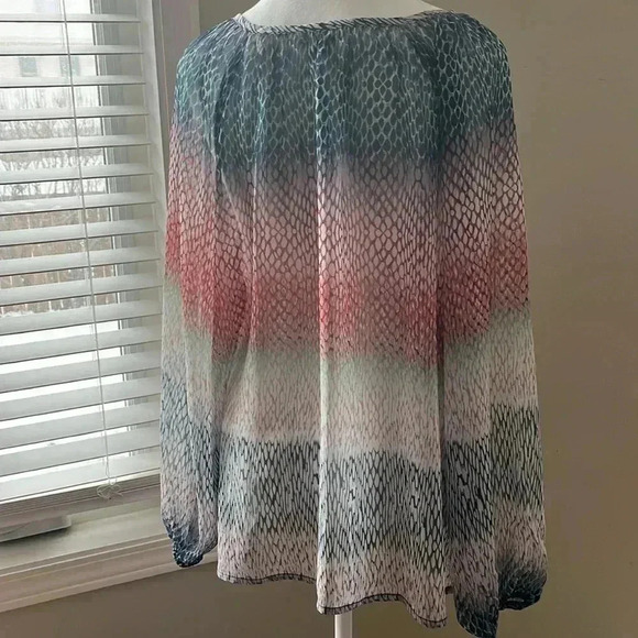 [M] LIVERPOOL LONG SLEEVE SHIRRED BLOUSE WITH NECK  TIES - Picture 7 of 8